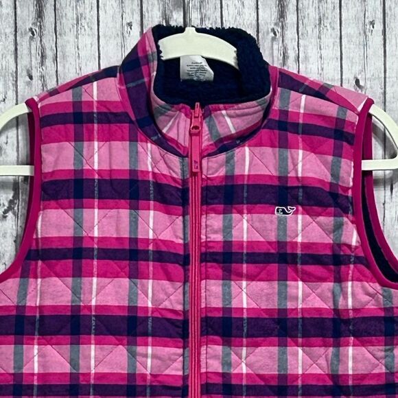 Vineyard Vines Reversible Sherpa Vest - Picture 5 of 10